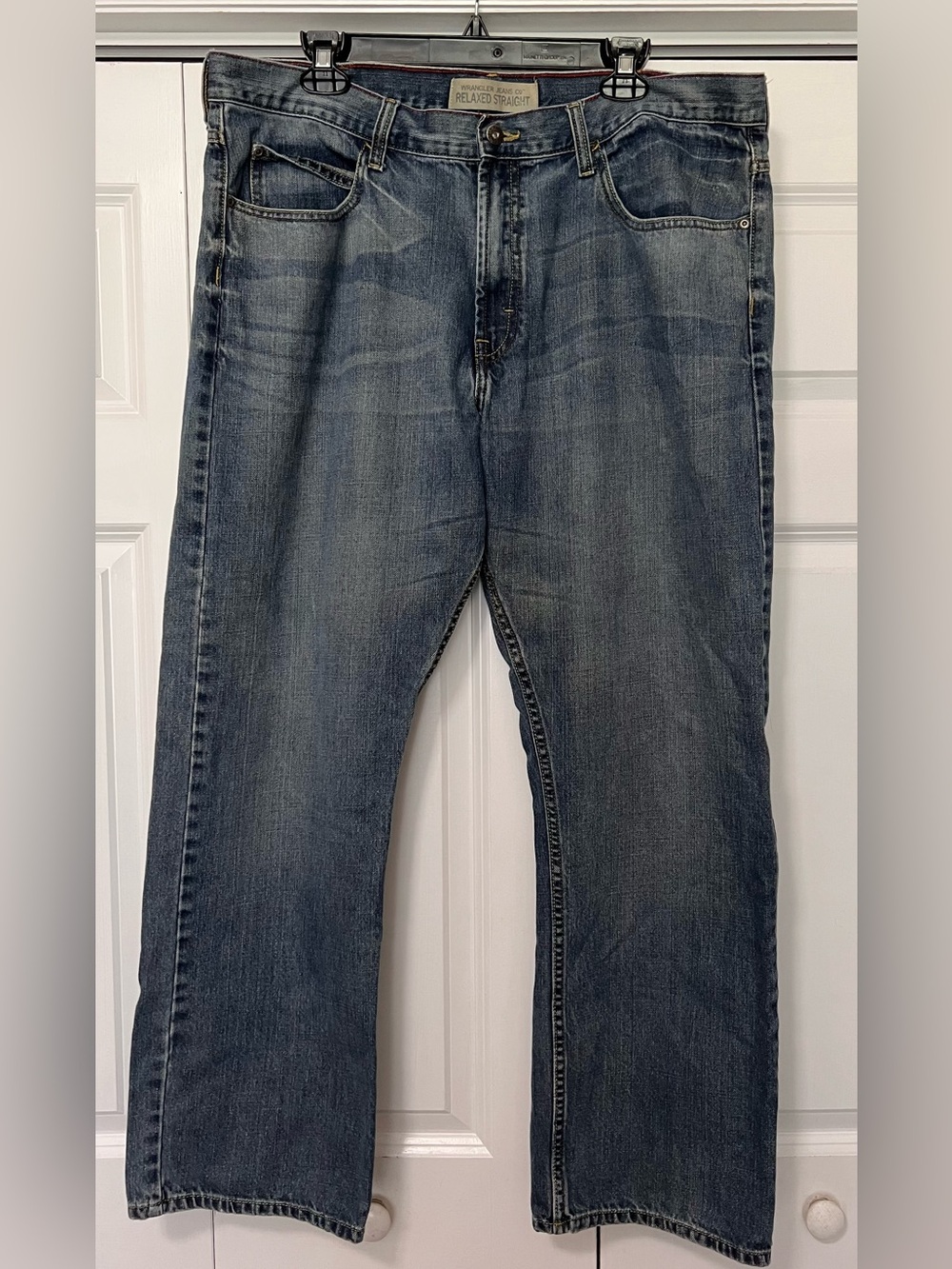Wrangler Relaxed Straight Men's Denim Jeans - 38/30